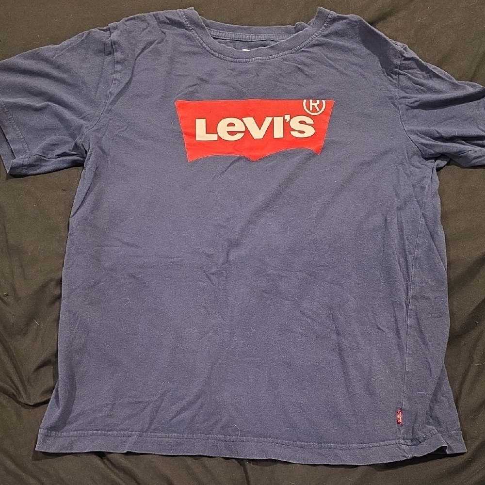 Levi's Navy Tee with Red Logo